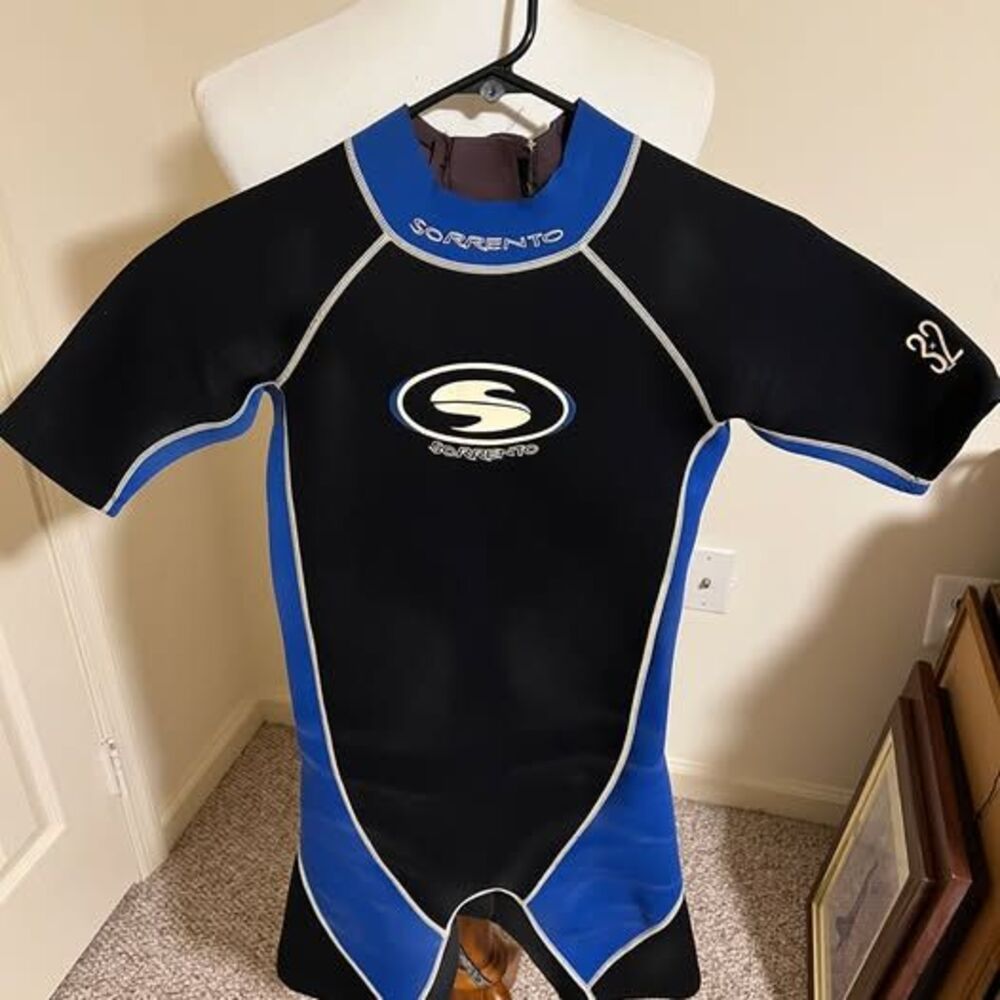Sorrento Childs XL Black Blue Shorty Wetsuit